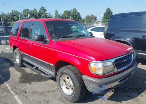 1998 Ford Explorer Eddie Bauer/Limited/Xl/Xlt z USA, uszkodzony, nr VIN 1FMZU32E0WUD02441